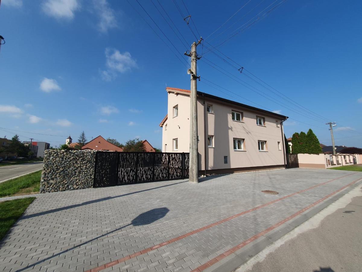 Penzion Frenat Kuty Exterior foto